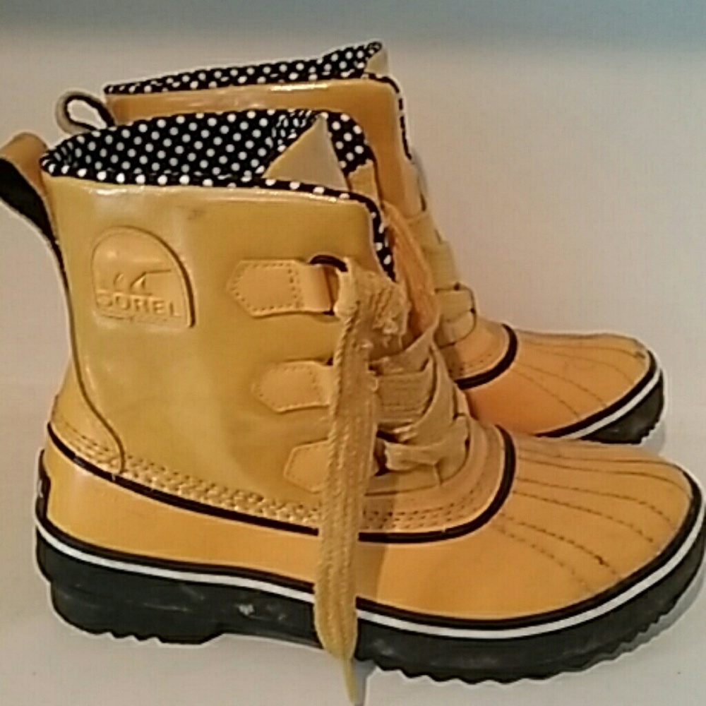 Sorel yellow ankle boots